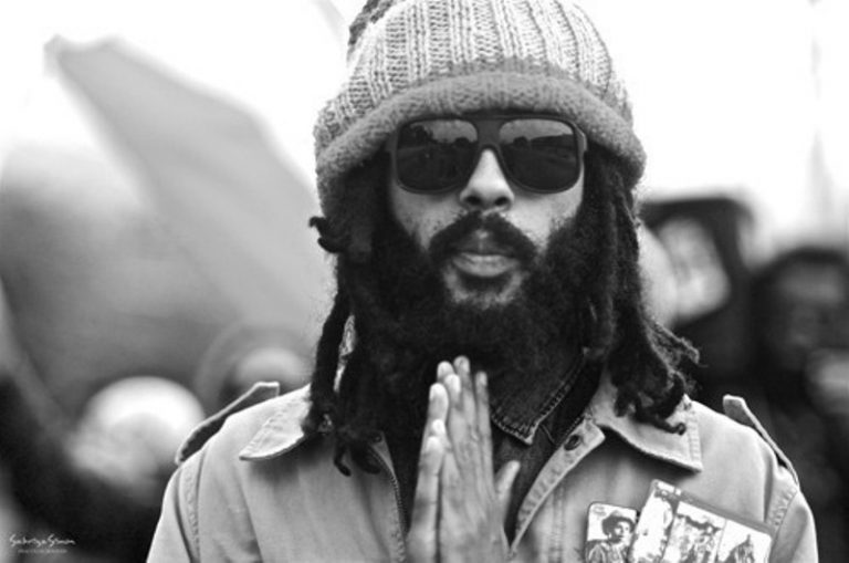 PROTOJE ANNUNCIA SORPRESE PER IL NUOVO ANNO PROTOJE ANNUNCIA SORPRESE PER IL NUOVO ANNO