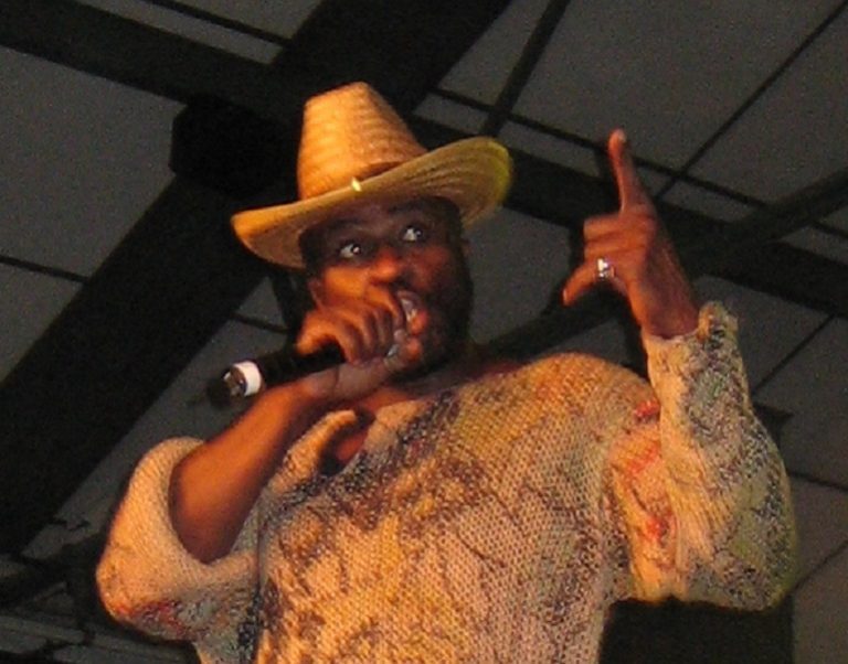EEK-A-MOUSE: “ZUM GALI”, OLD SONG NEW VIDEO