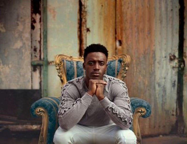 ROMAIN VIRGO: IL VIDEO DI “STILL” ANNUNCIA L’USCITA DI “LOVESICK” ROMAIN VIRGO: IL VIDEO DI “STILL” ANNUNCIA L’USCITA DI “LOVESICK”