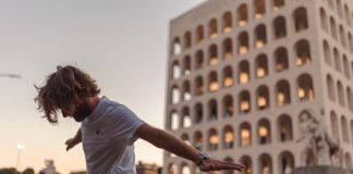 Replay è il nuovo singolo per l’estate di Pavese Rudie. Pavese Rudie