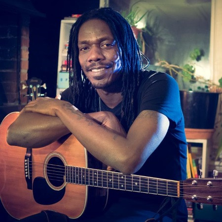 Intervista a Kenyatta Hill