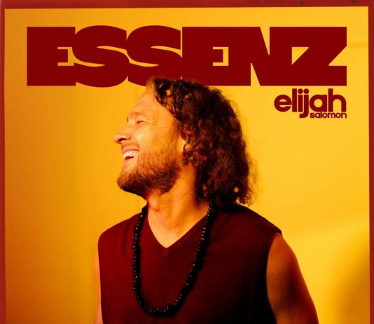 Elijah Salomon presenta il suo nuovo album Essenz Elijah Salomon presenta il suo nuovo album Essenz