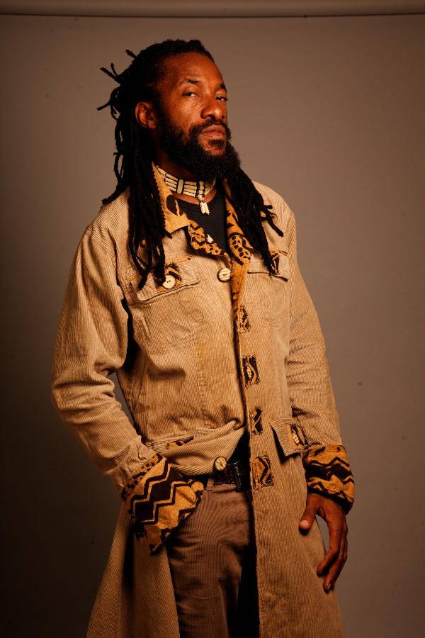 Junior Kelly torna in Europa con “Urban Poet” a luglio 2026 Junior Kelly torna in Europa con “Urban Poet” a luglio 2026